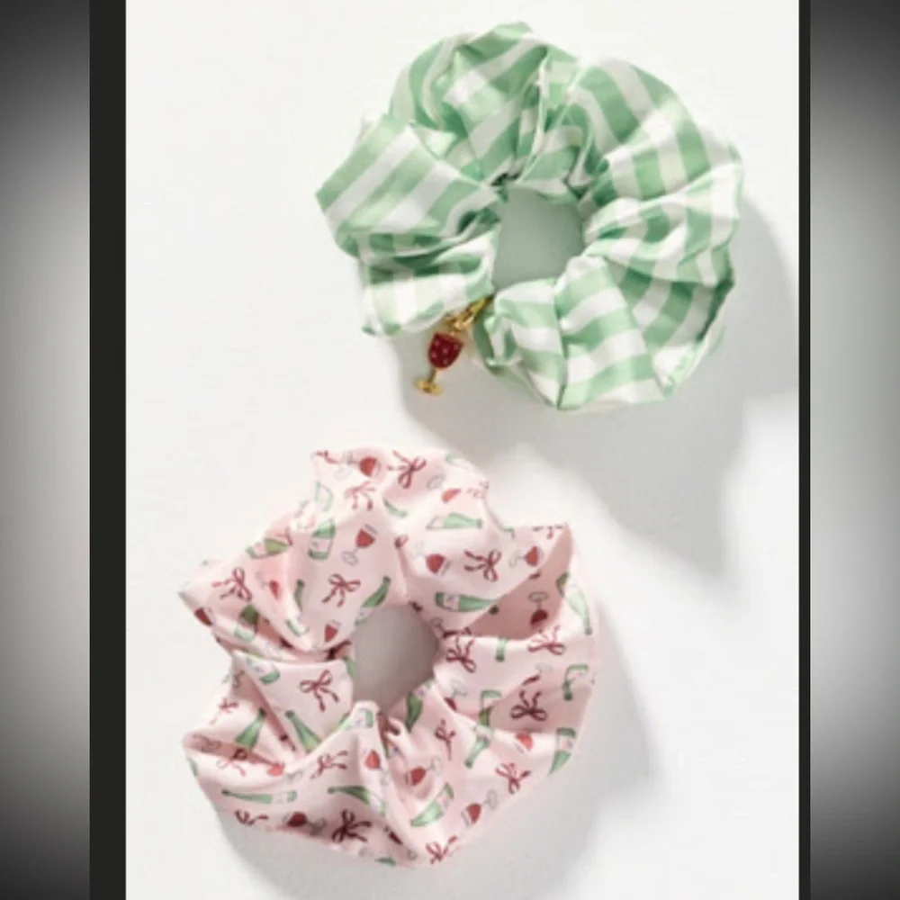ANTHROPOLOGIE Hair scrunchies